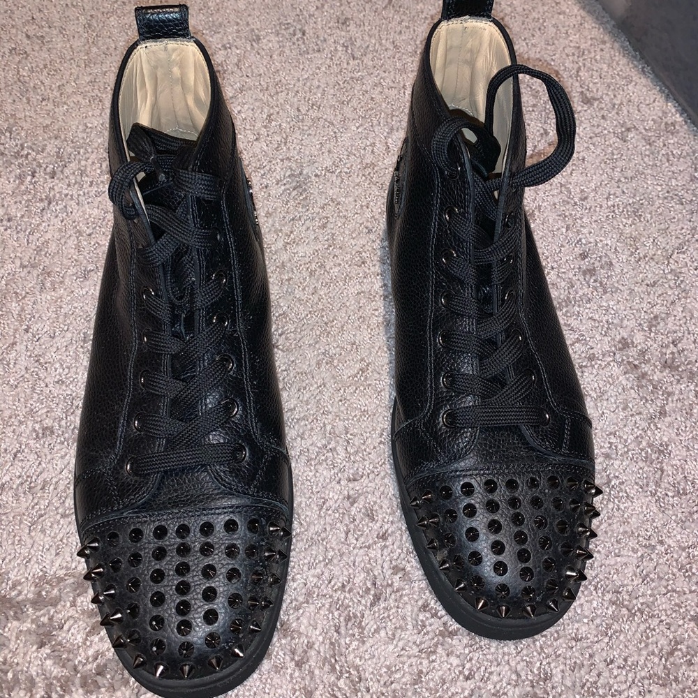 Authentic Men’s Christian Louboutin Sneakers